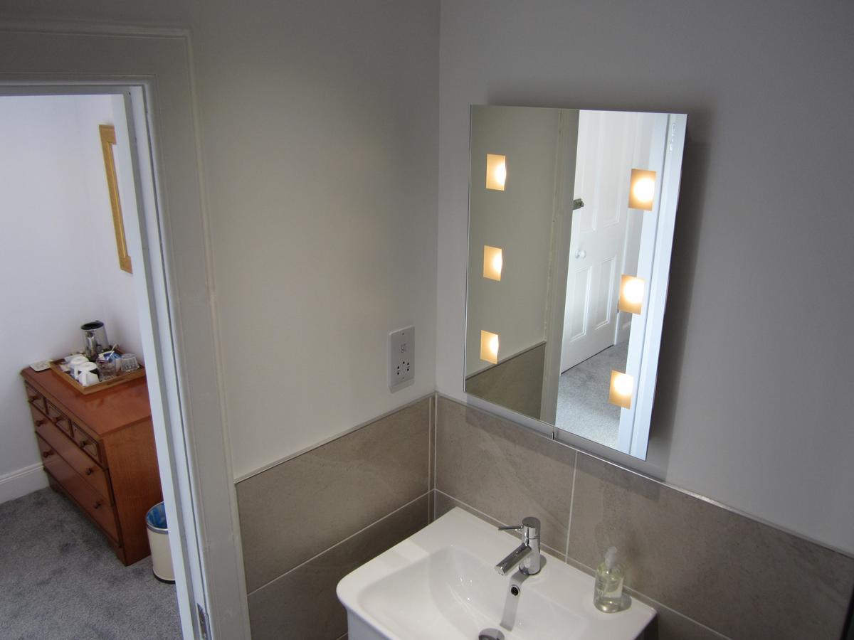 אובאן Ronebhal Guest House מראה חיצוני תמונה